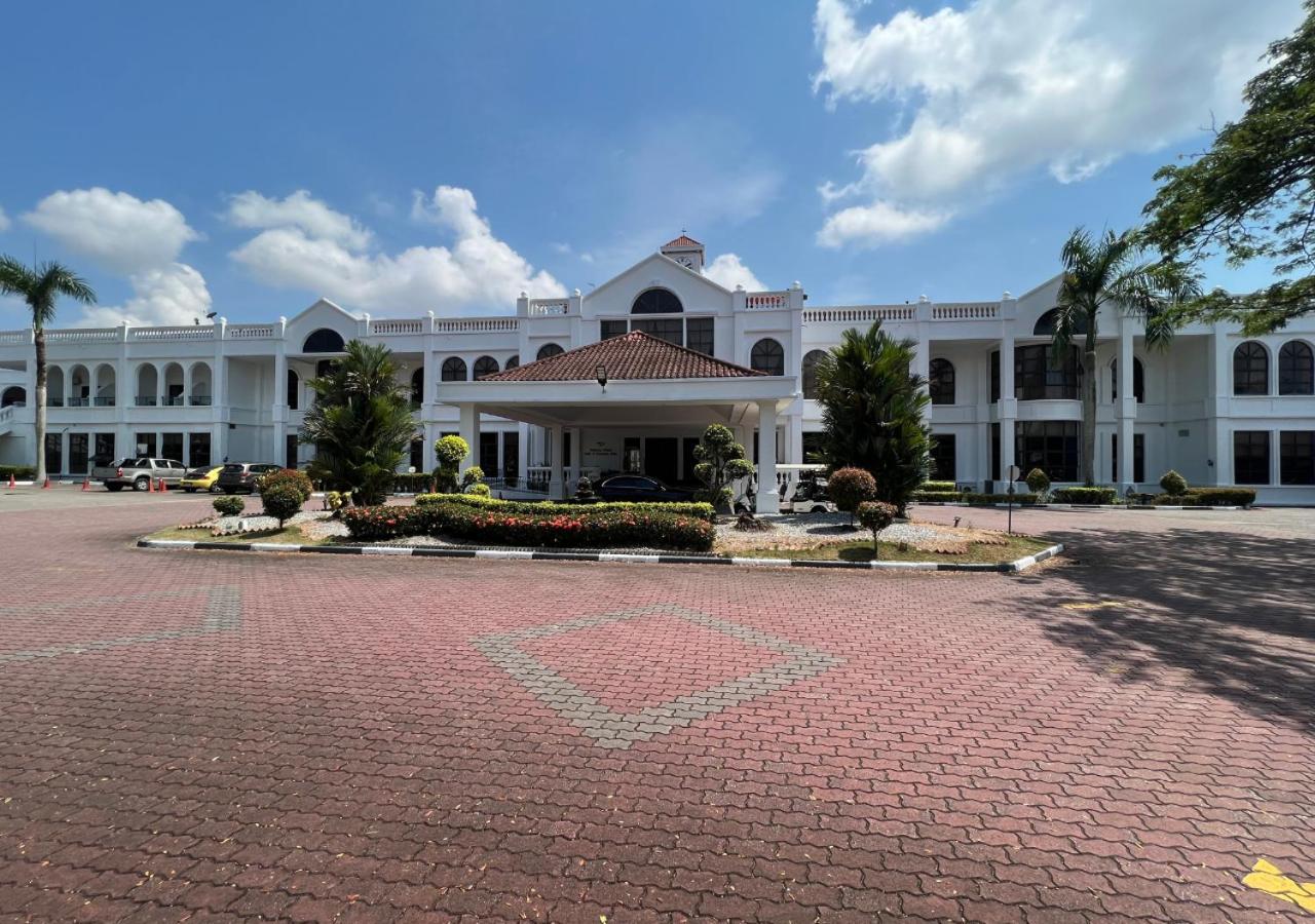 Tanjung Puteri Golf And Resort Malaysia Пасір-Ґуданґ Екстер'єр фото