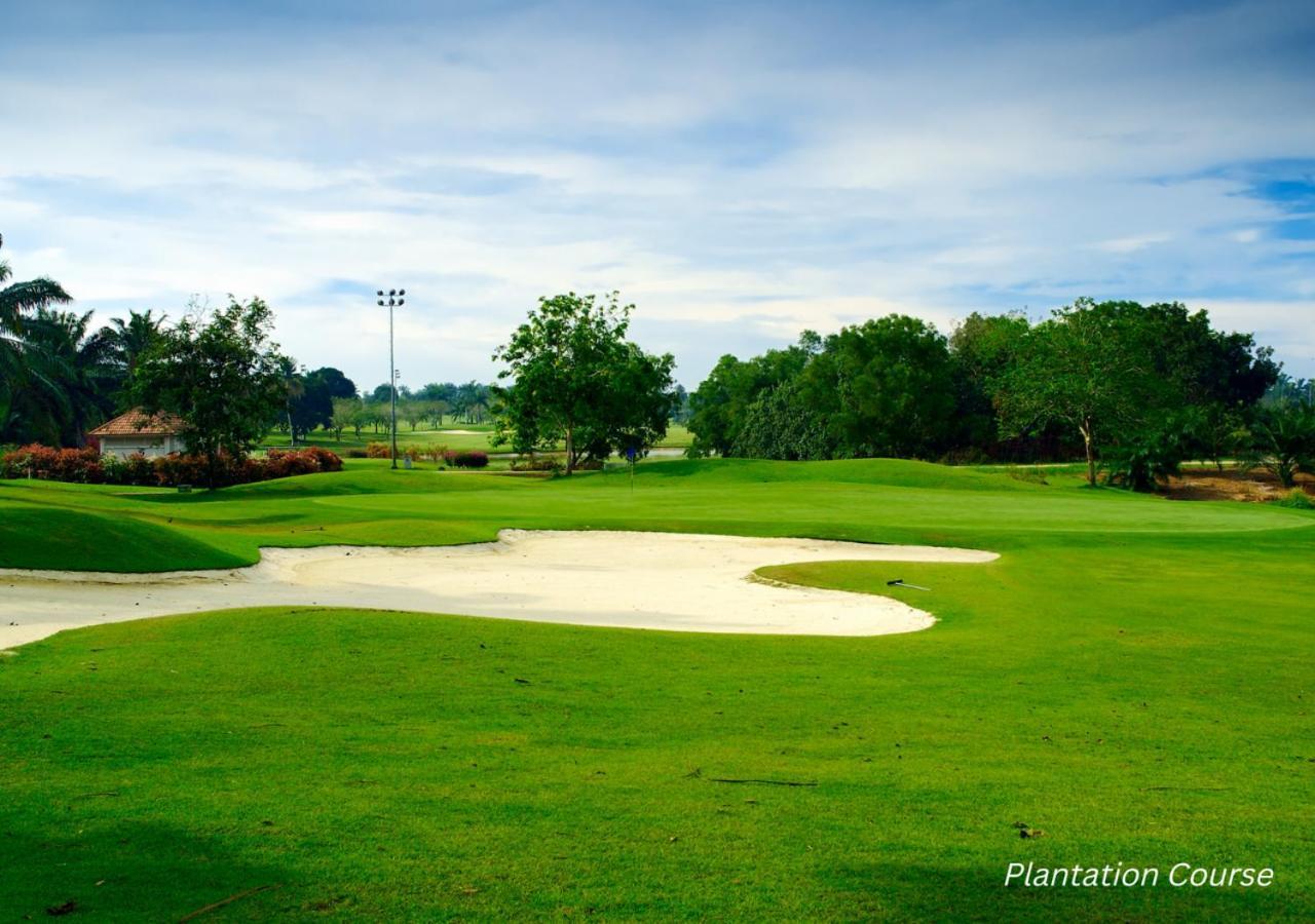 Tanjung Puteri Golf And Resort Malaysia Пасір-Ґуданґ Екстер'єр фото